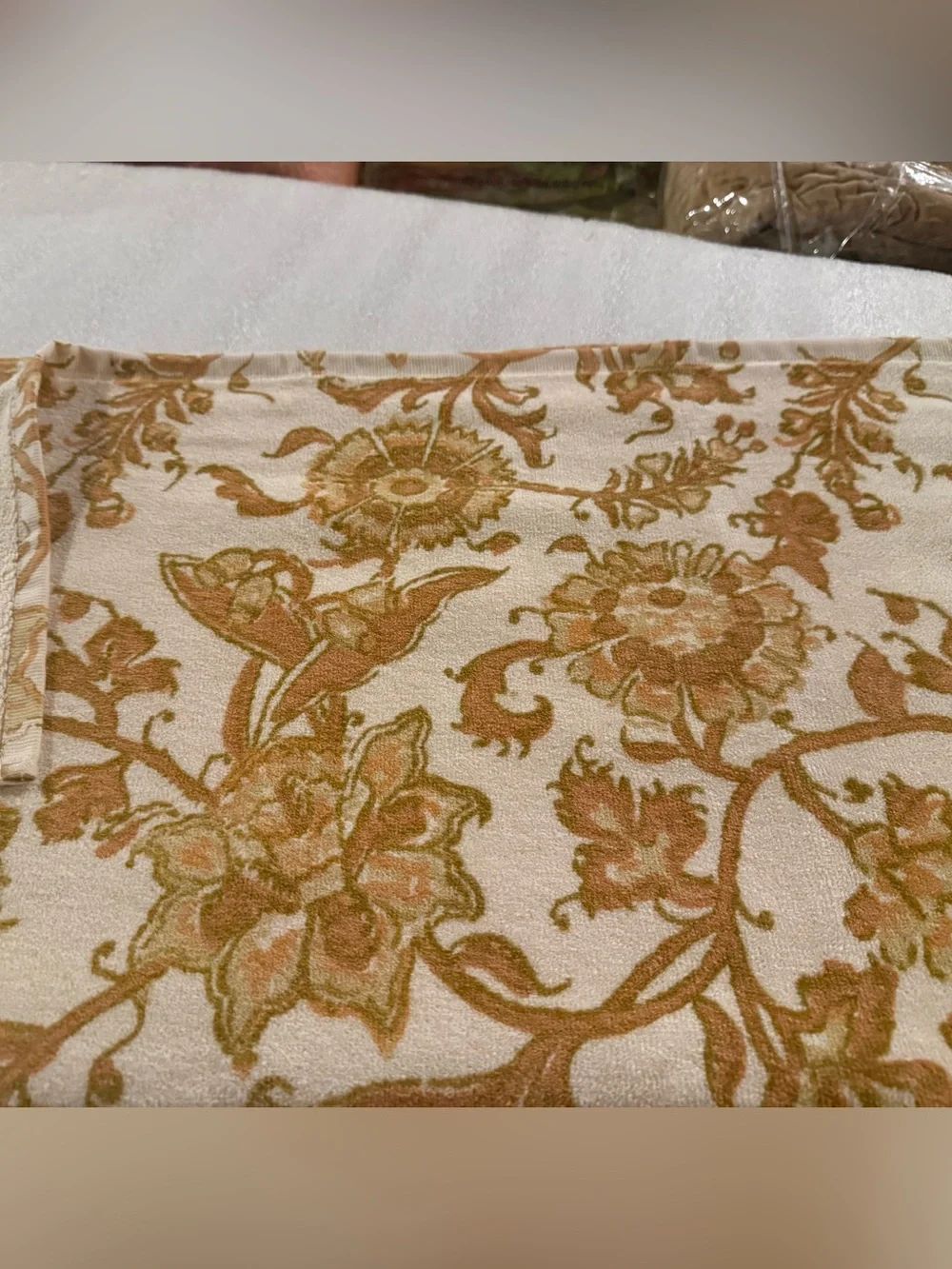 New Vintage Pottery Barn Antonia Kalamkari Bath Towel Set, Two, Warm, 26X55”